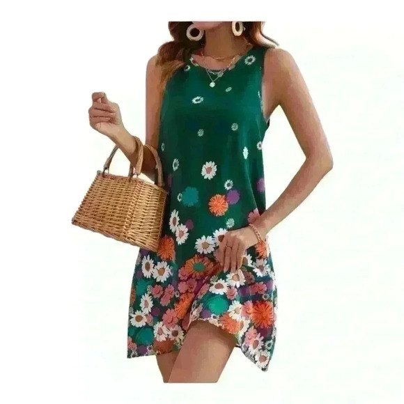 Brand New Green Floral Printed Sleeveless Round Neck Dress - Picture 1 of 3